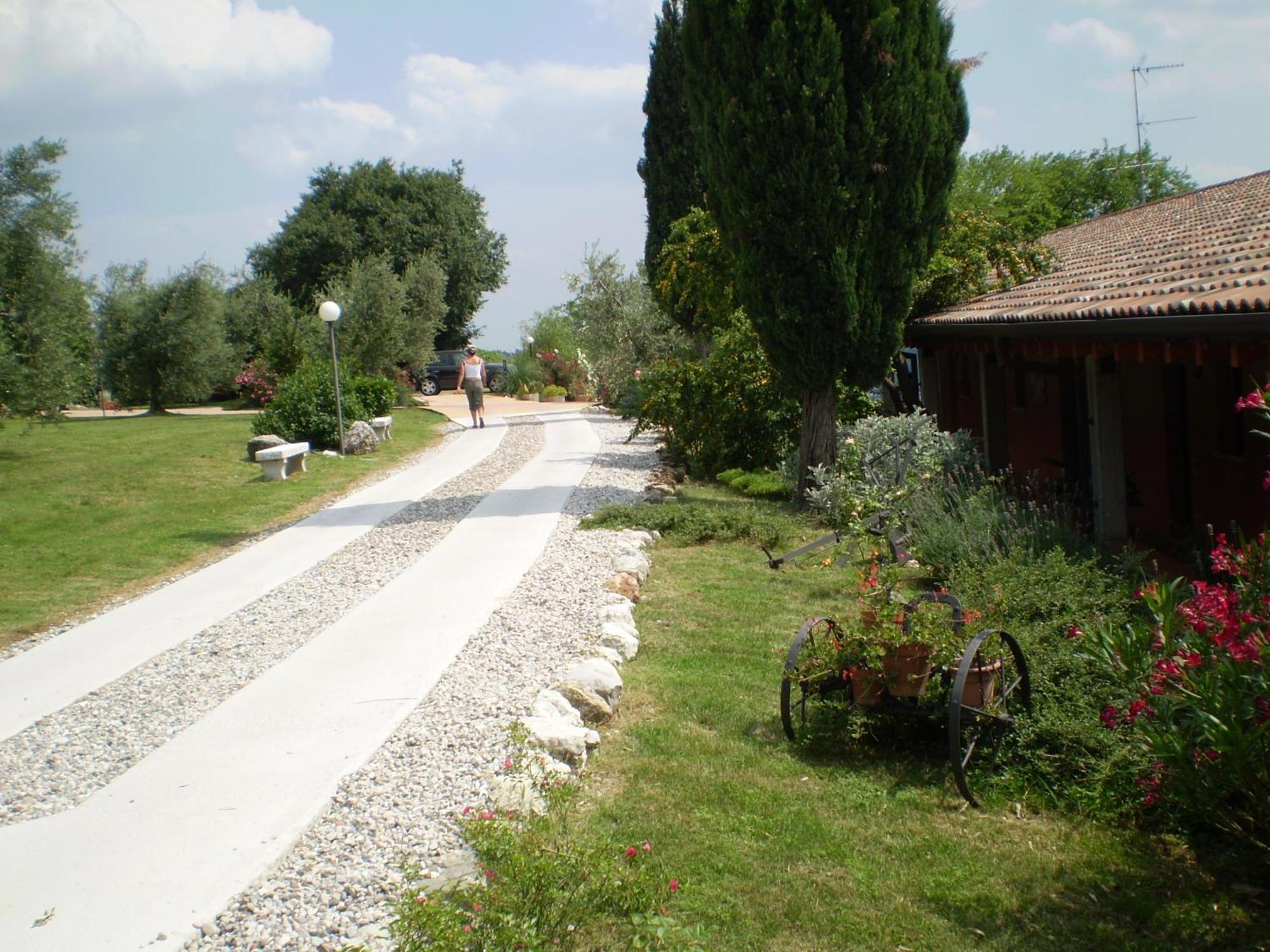 Agriturismo Renzano Garden Apartments Salo Exterior photo