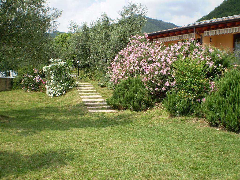 Agriturismo Renzano Garden Apartments Salo Exterior photo