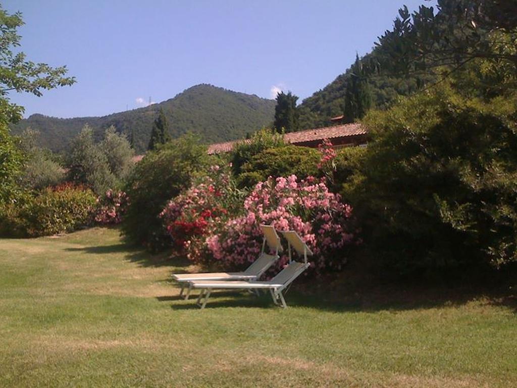 Agriturismo Renzano Garden Apartments Salo Exterior photo